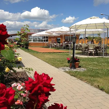 Am Radweg & Ristorante Juani