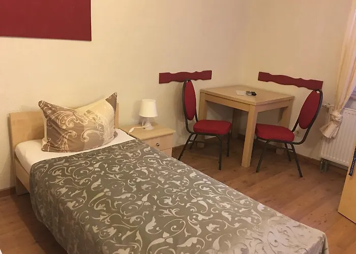 Am Radweg & Ristorante Juani Guest house Wriezen